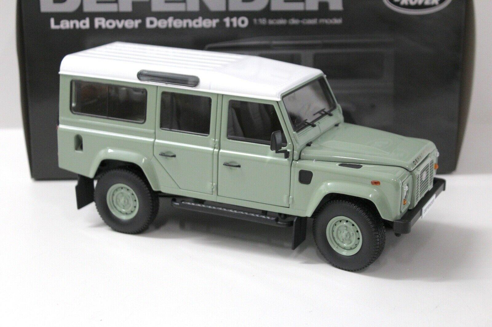 1:18 Dorlop Century Land Rover Defender 110 LHD green