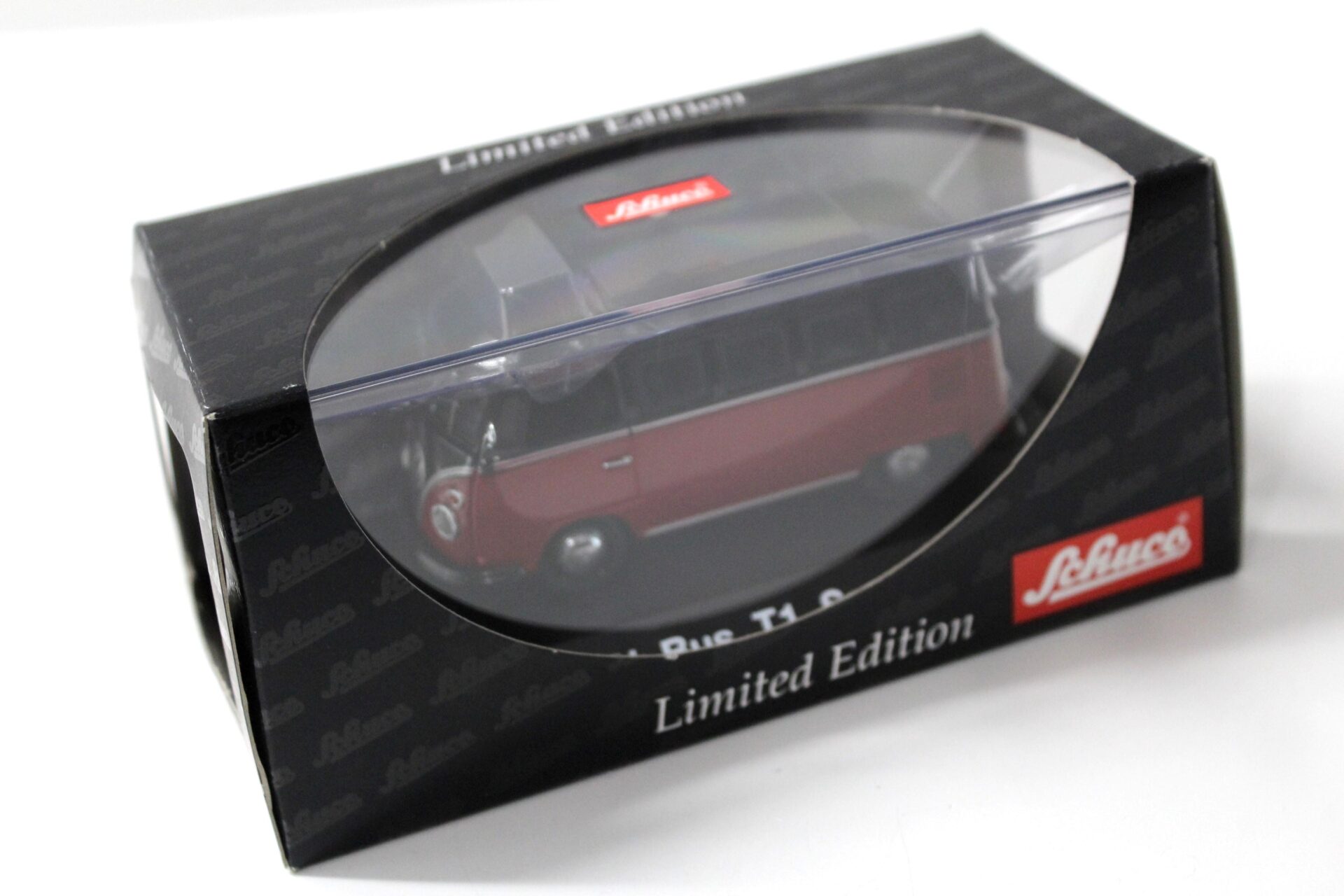 1:43 Schuco VW Bus T1 Samba dark red/ black