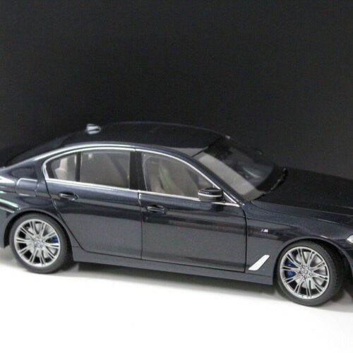 1:18 Kyosho BMW 5er 5 Series G30 Limousine sapphire black