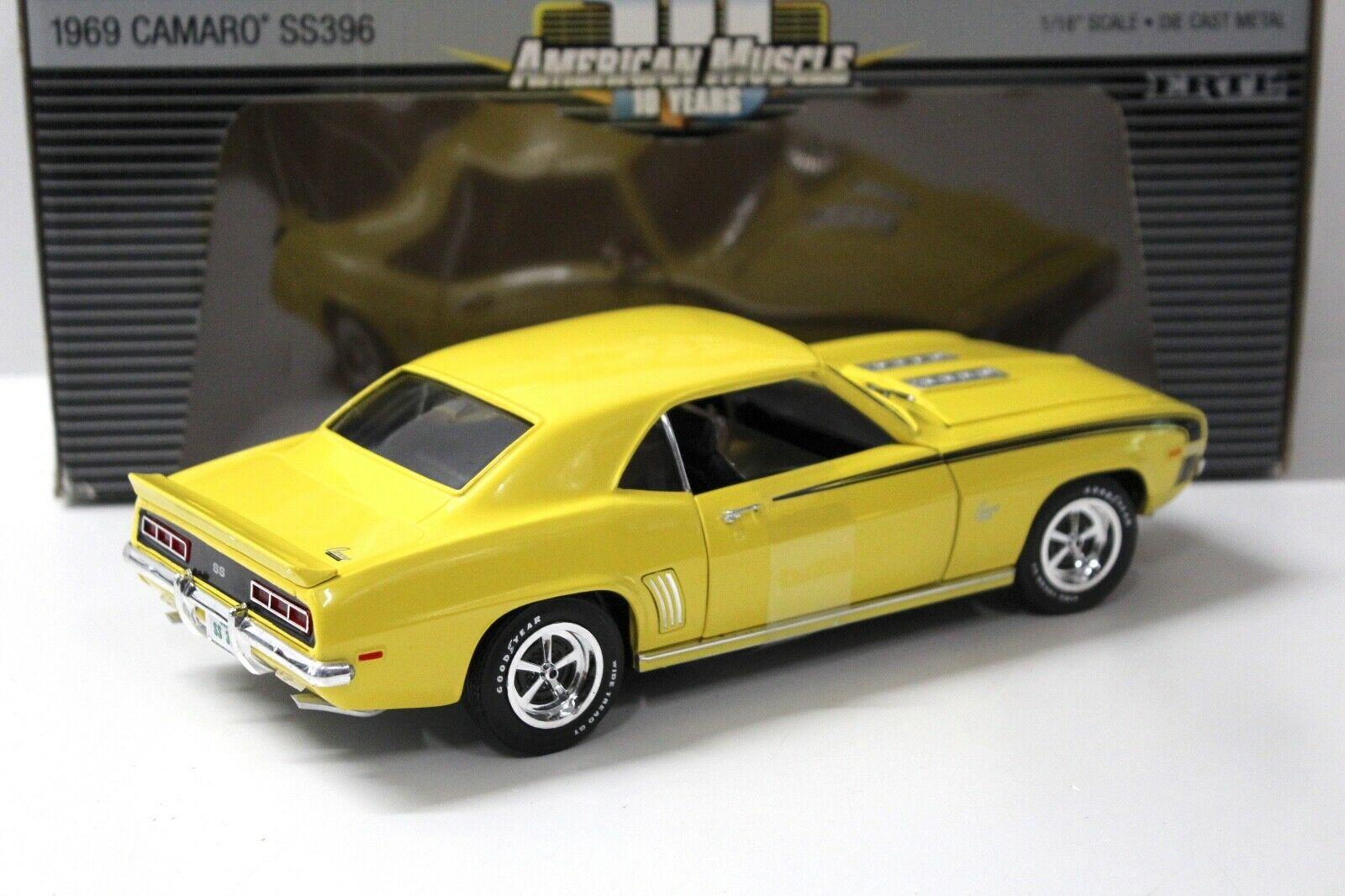 1:18 ERTL 1969 Chevrolet Camaro SS396 Coupe yellow