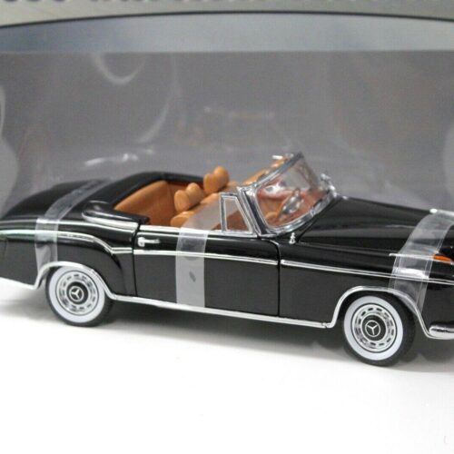 1:18 Sun Star Mercedes 220SE Cabriolet black 1958 - Image 2