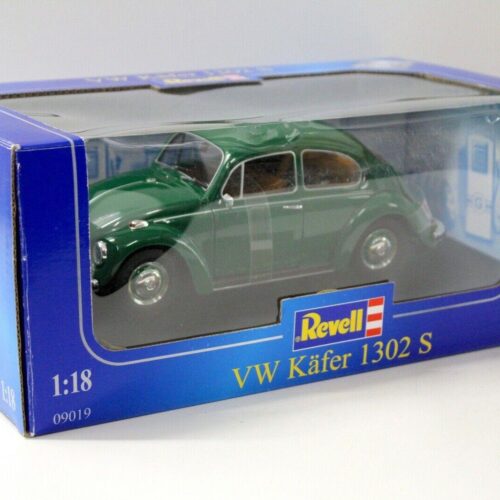 1:18 Revell VW Käfer 1302 S dark green