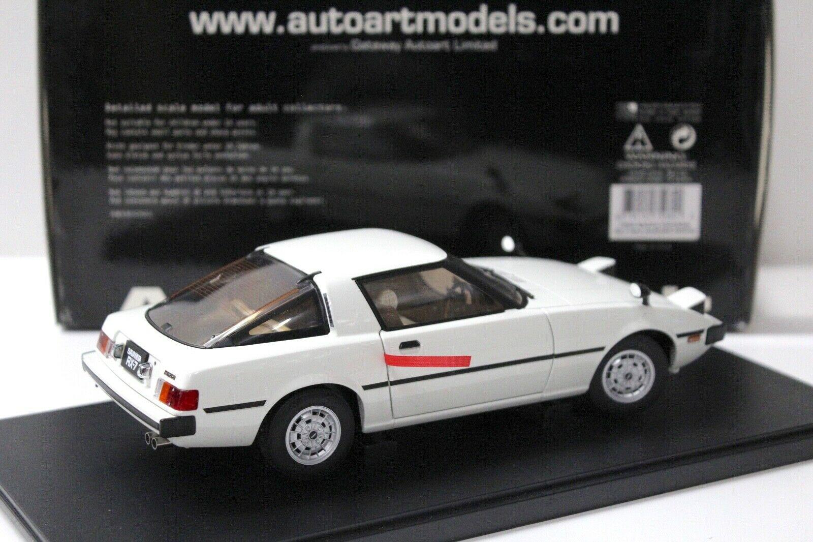 1:18 AUTOart Mazda Savanna RX-7 (SA) white
