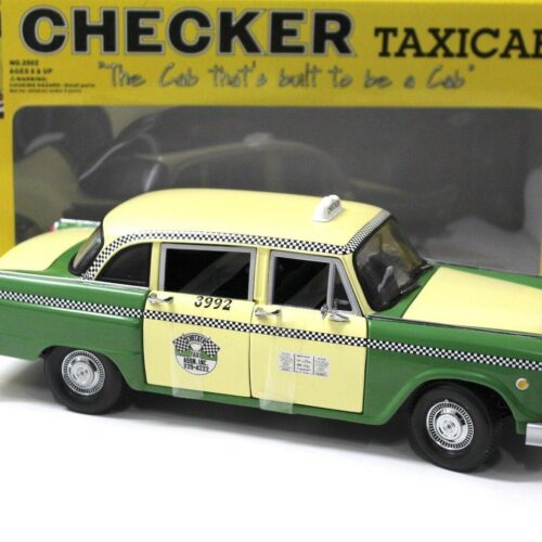 1:18 SunStar Checker Taxi Cab green/beige