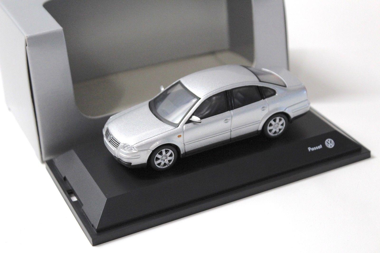 1:43 Schuco VW Passat V6 Limousine B5 silver DEALER VERSION