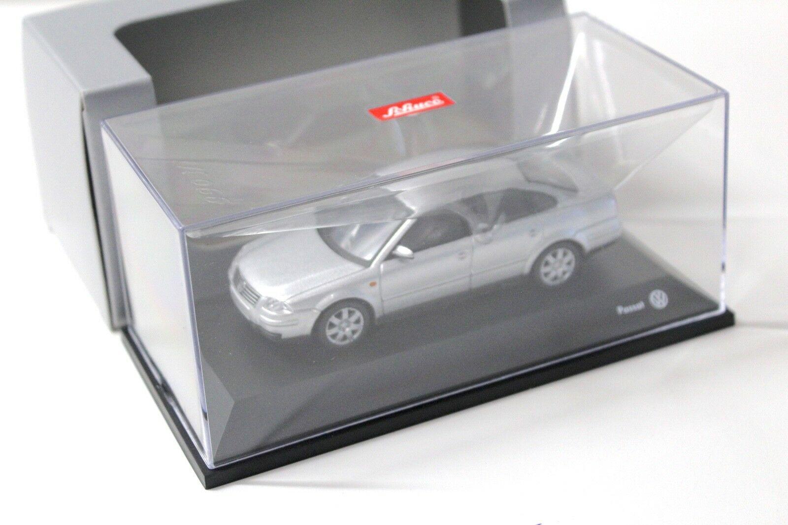 1:43 Schuco VW Passat V6 Limousine B5 silver DEALER VERSION