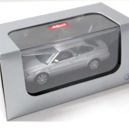 1:43 Schuco VW Passat V6 Limousine B5 silver DEALER VERSION