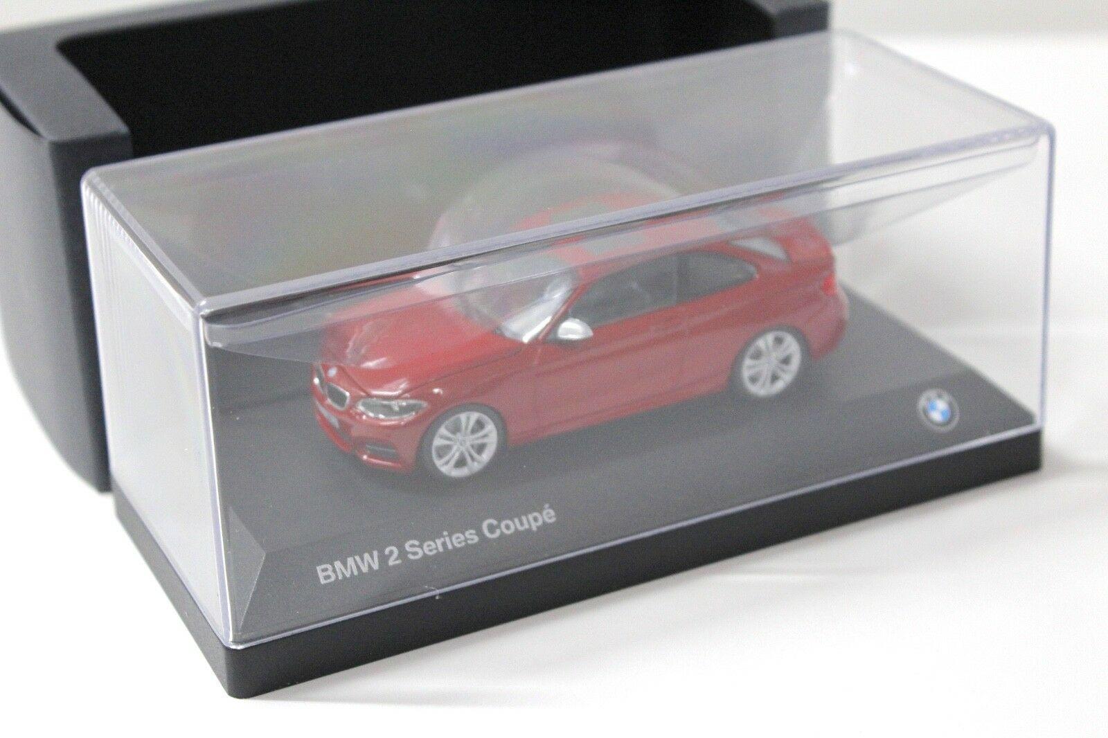 1:43 Minichamps BMW 2er F22 Coupe red DEALER VERSION