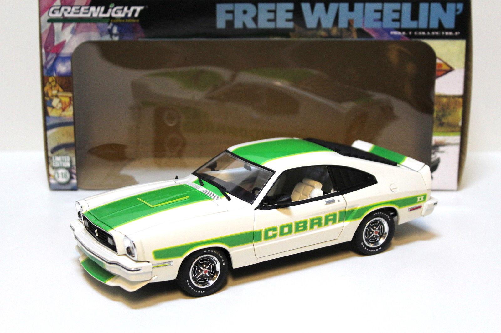 ID 45477 orig 1.jpg 1:18 Greenlight Ford Mustang II Cobra 1978 white