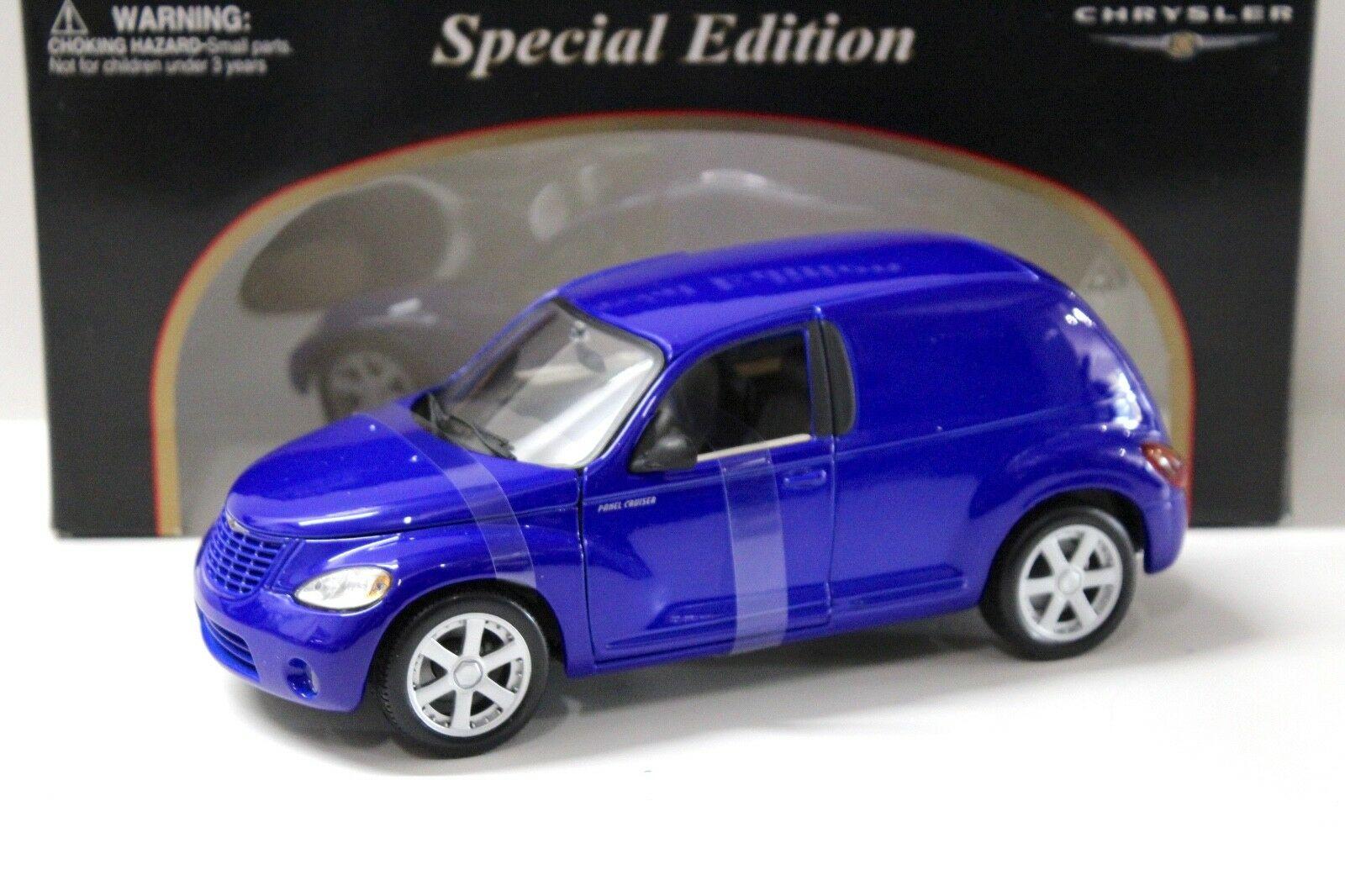 1:18 Maisto Chrysler Panel Cruiser blue