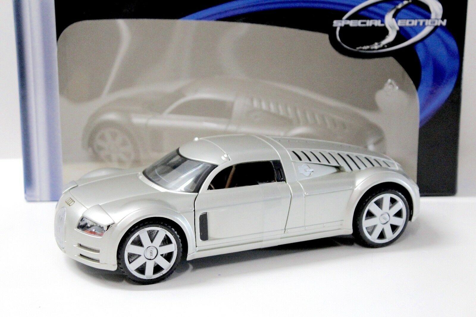 1:18 Maisto Audi Supersportwagen "Rosemeyer" silver
