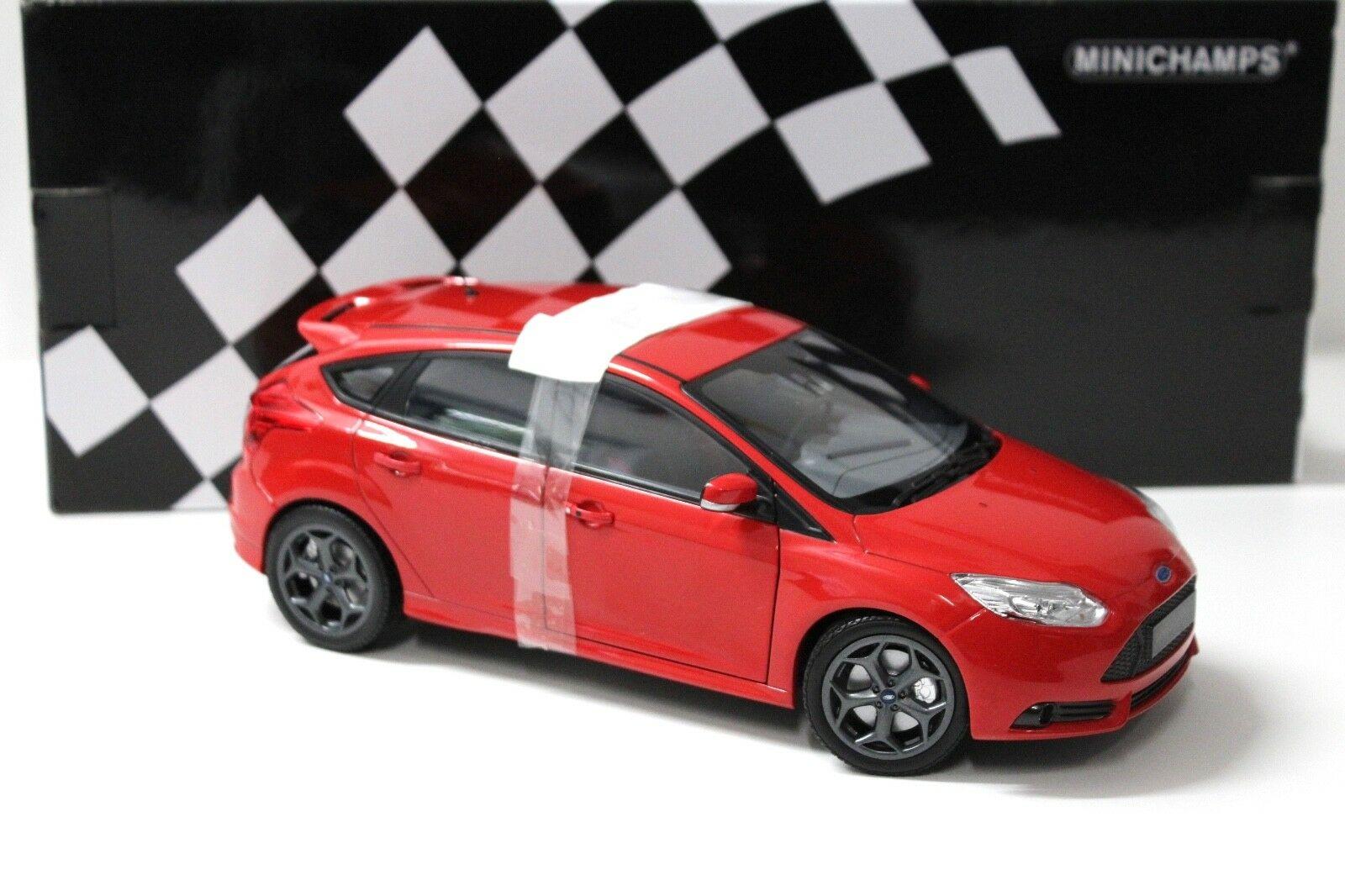 1:18 Minichamps Ford Focus ST 2011 red