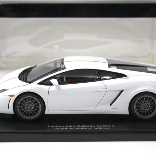 1:18 AUTOart Lamborghini Gallardo LP550-2 Balboni white