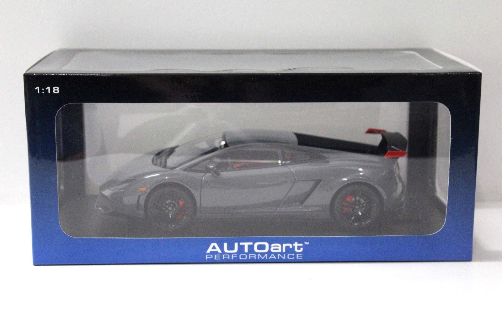 1:18 AUTOart Lamborghini Gallardo LP570 Supertrofeo grey