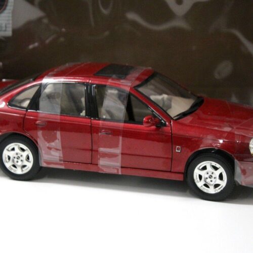 1:18 Highway 61 Saturn L300 Sport Sedan red