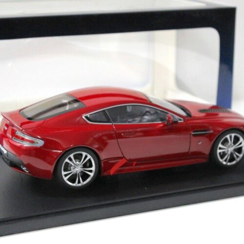 1:18 AUTOart Aston Martin Vantage V12 Coupe red