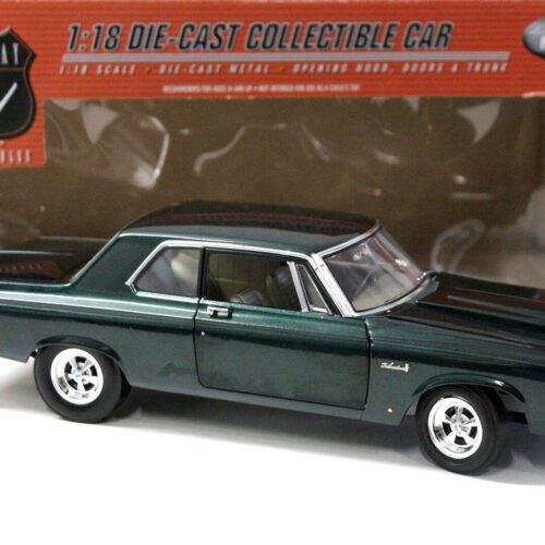 1:18 Highway61 Plymouth Belvedere 1965 mystic green