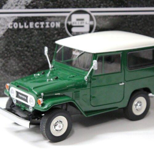 1:18 Triple9 Toyota Land Cruiser FJ40 green 1967