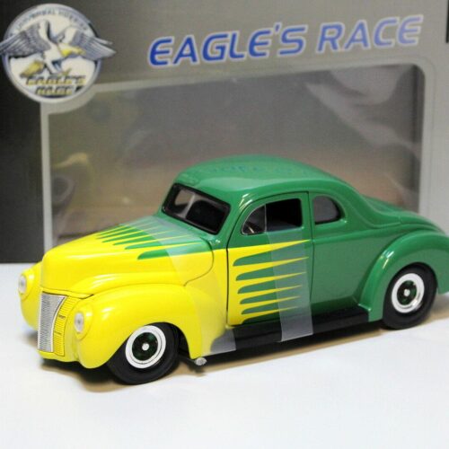 1:18 Eagle Ford Deluxe "Hot Rod" green/yellow