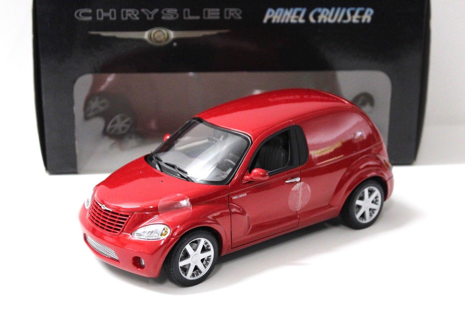 1:18 AUTOart Chrysler Panel Cruiser metallic red