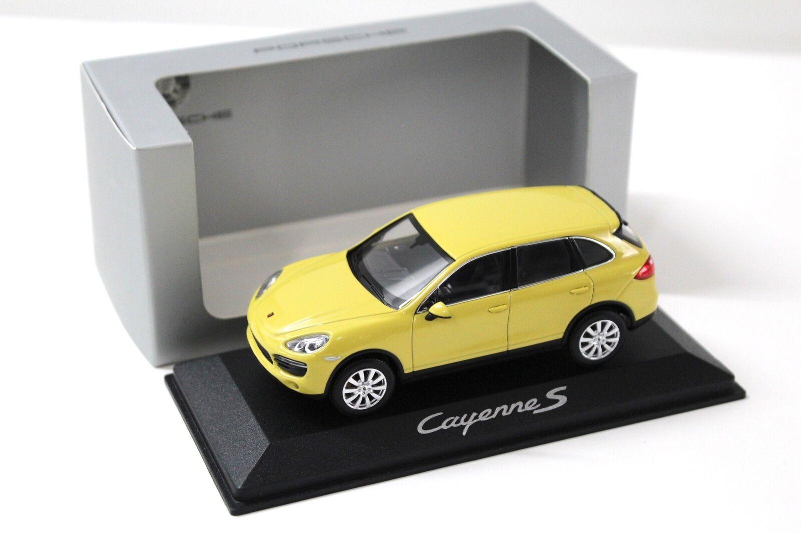 1:43 Minichamps Porsche Cayenne S yellow DEALER VERSION