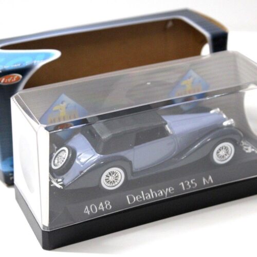 1:43 Solido Delahaye 135 M purple-blue