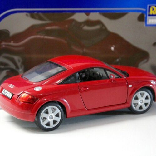 1:18 Revell Audi TT Coupe red
