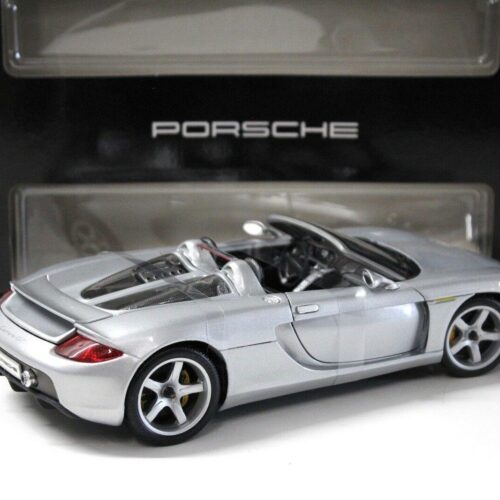 1:18 Maisto Porsche Carrera GT silver DEALER VERSION - Image 3