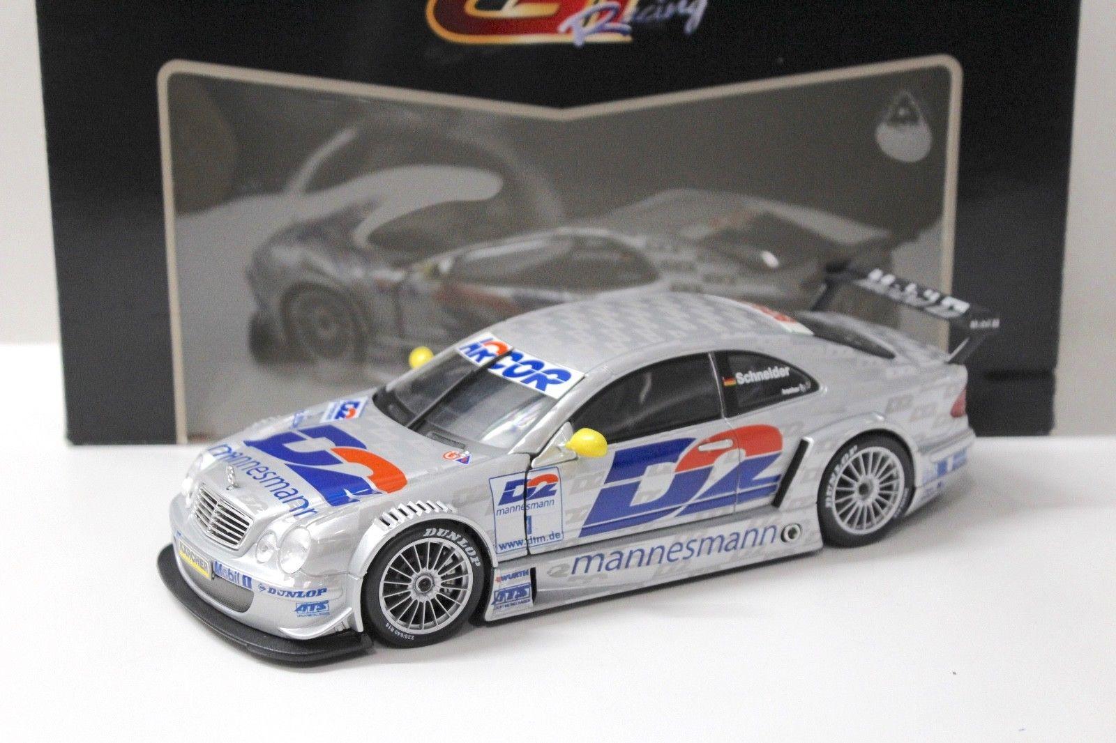 1:18 Maisto Mercedes CLK DTM 2000 SCHNEIDER #1 silver