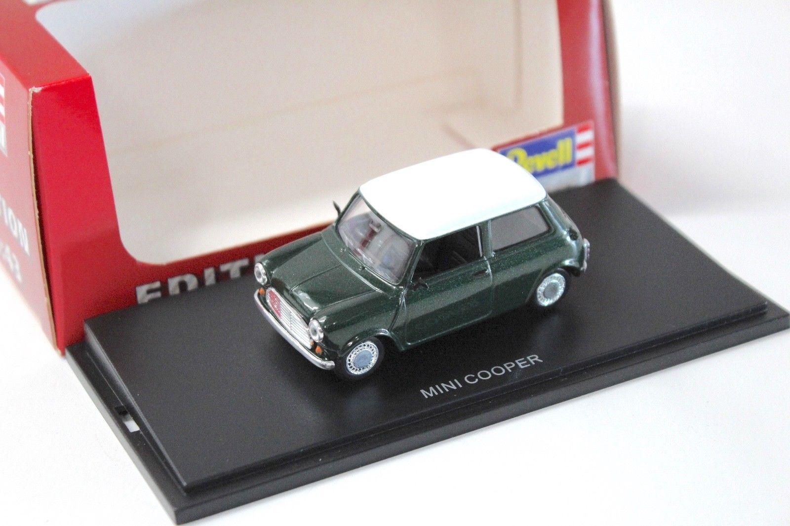 ID 47123 orig 1.jpg 1:43 Revell Classic Mini Cooper green/white
