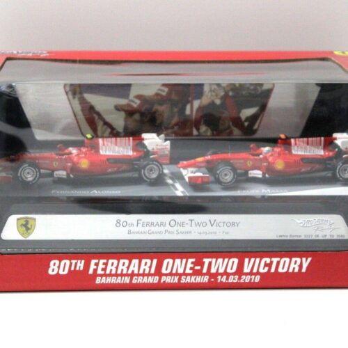 1:43 Hot Wheels SET F1 Ferrari F2010 80th One-Two Victory 2010 red