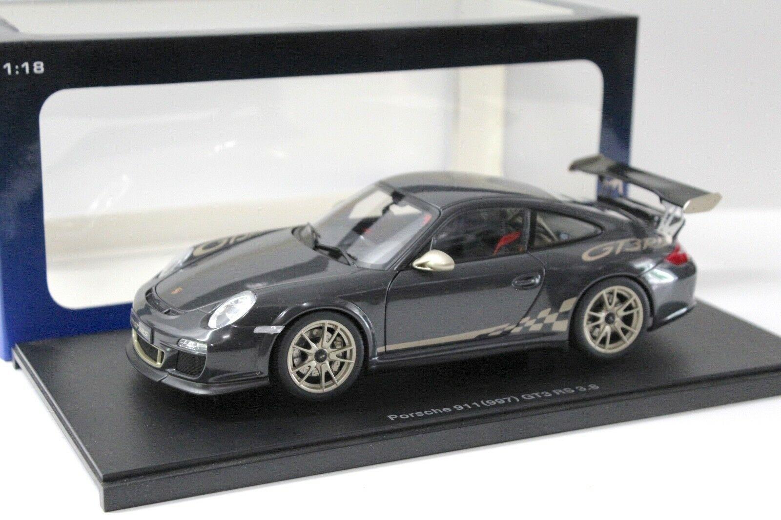 ID 47322 orig.jpg 1:18 AUTOart Porsche 911 (997) GT3 RS 3.8 grey