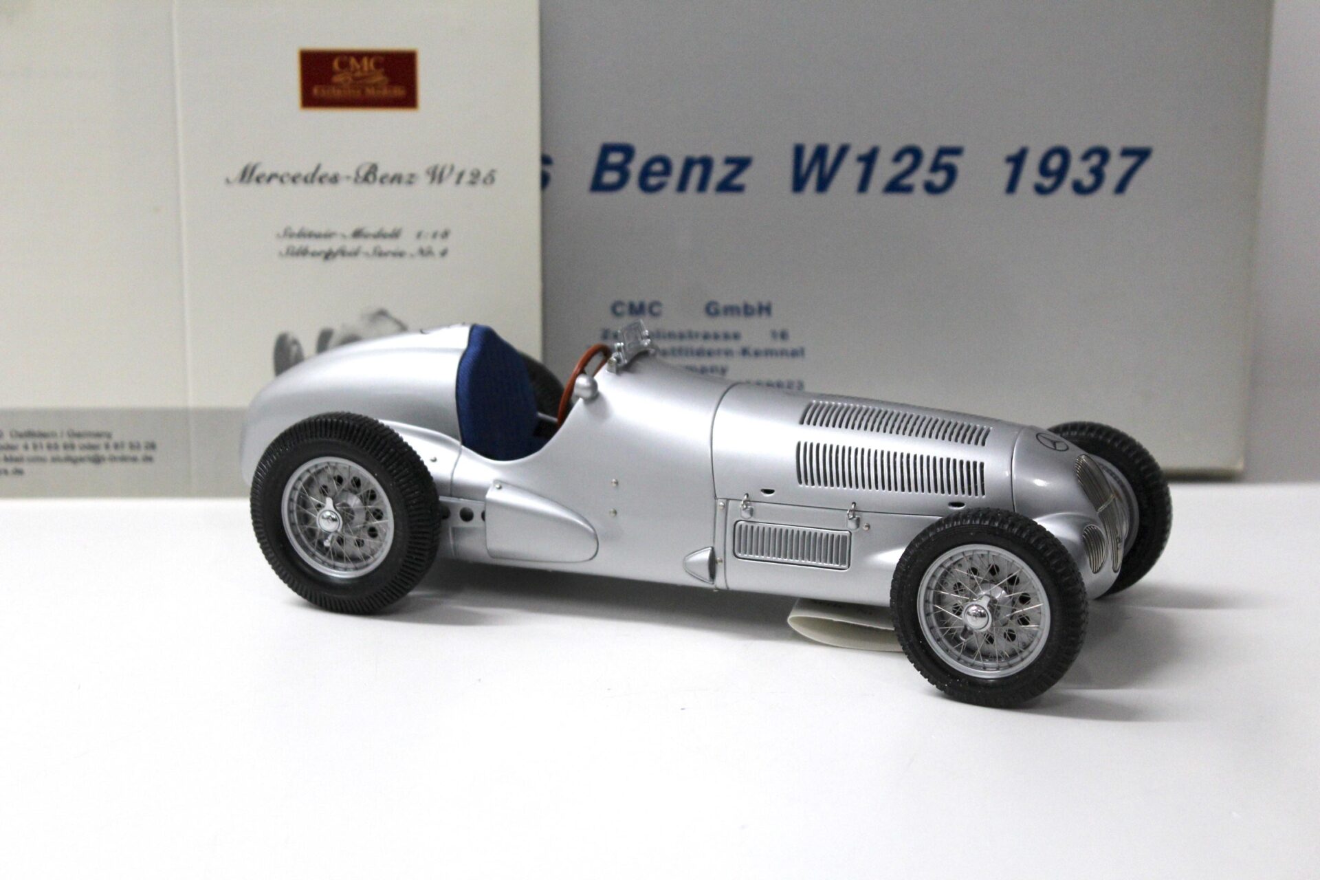 1:18 CMC Mercedes W125 Silberpfeil 1937 silver M-031