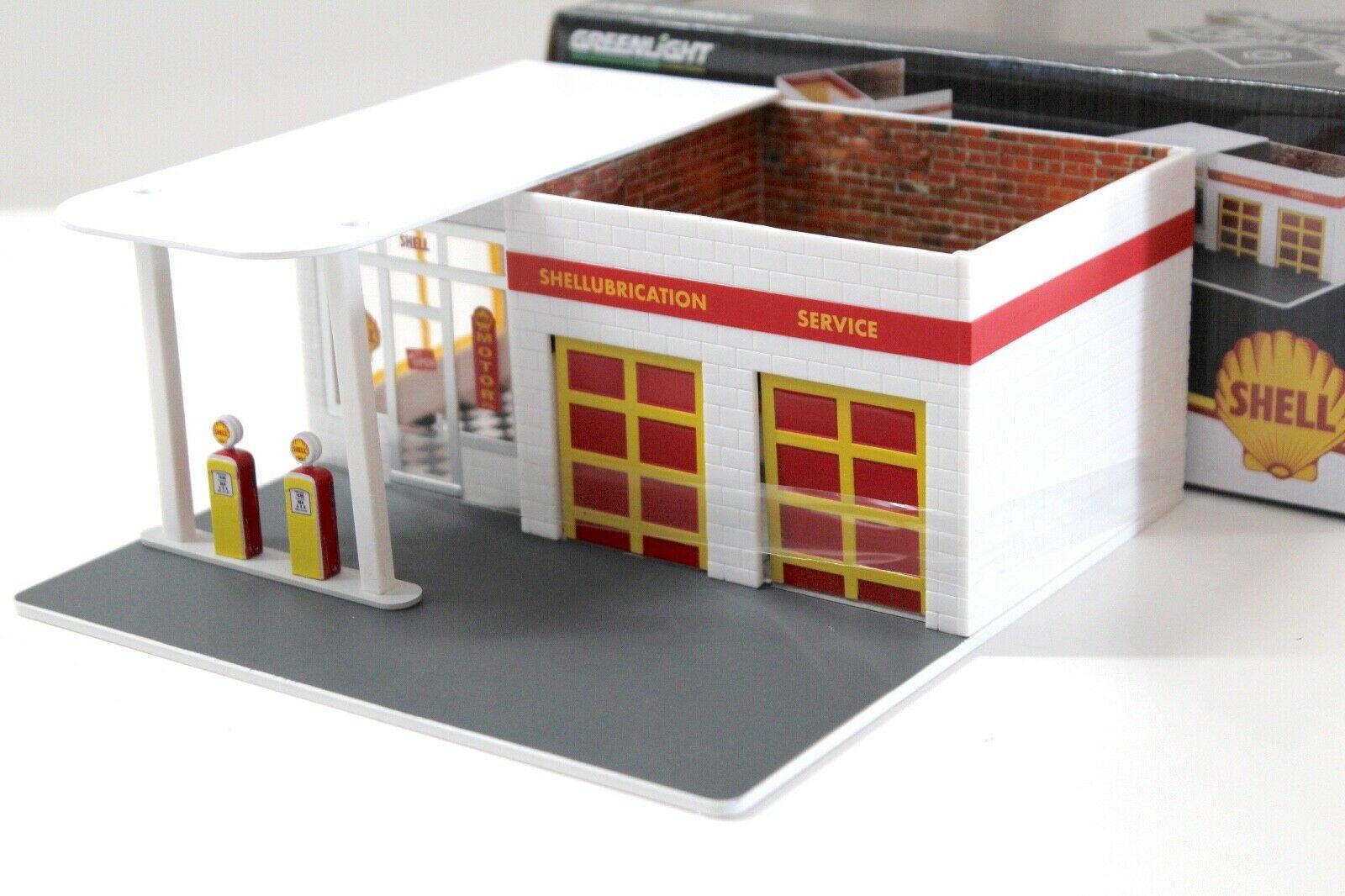 ID 47480 orig 1.jpg 1:64 Greenlight Vintage Gas Station "SHELL" Tankstelle