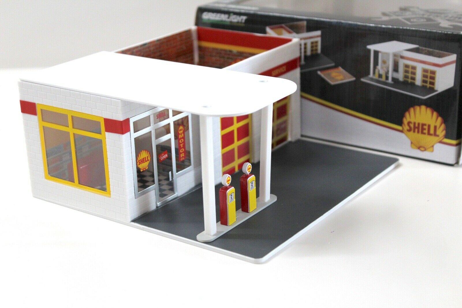 1:64 Greenlight Vintage Gas Station "SHELL" Tankstelle