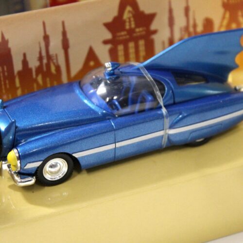 1:43 Corgi 1950Â´s DC Comics BATMOBILE BMBV1 Batman blue