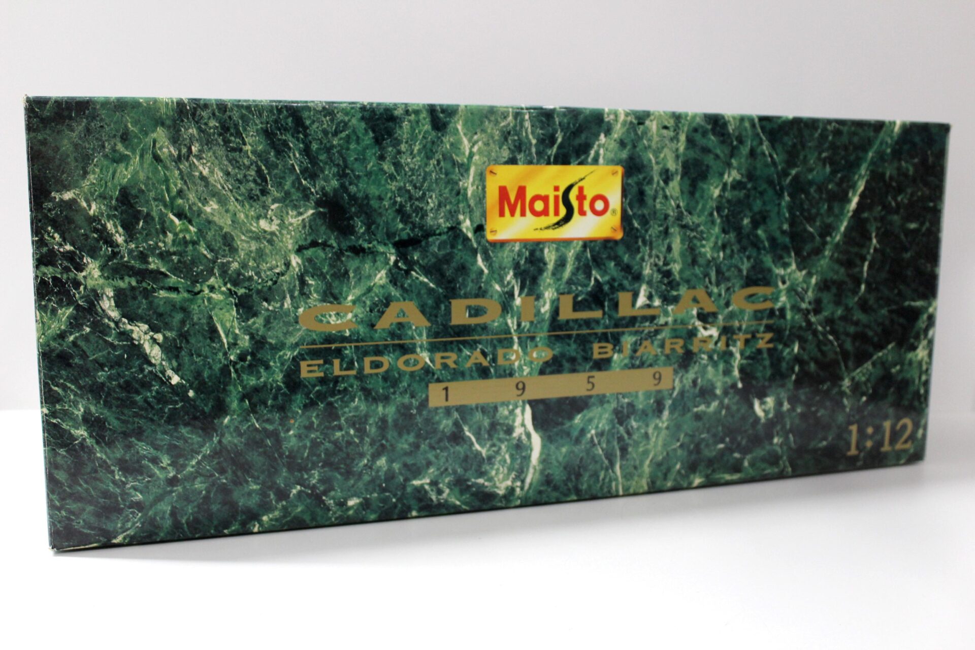 1:12 Maisto Cadillac Eldorado Biarritz Convertible 1959 white