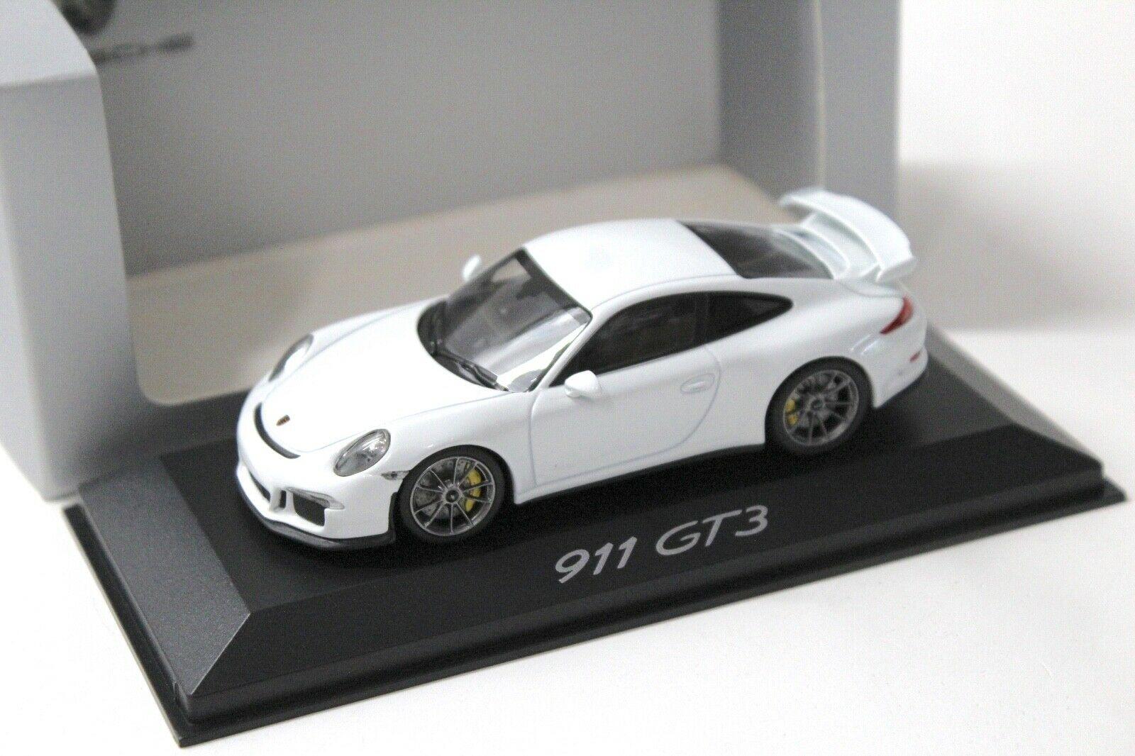 1:43 Minichamps Porsche 911 991 GT3 white DEALER VERSION