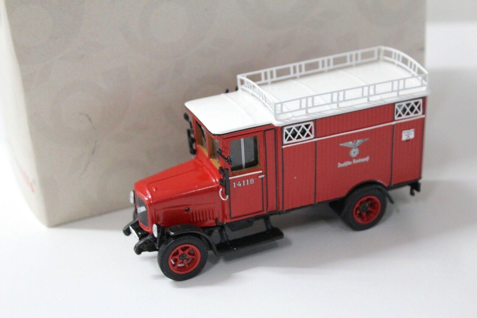 1:43 Premium ClassiXXs Bergmann Elektrowagen "Deutsche Reichspost" red