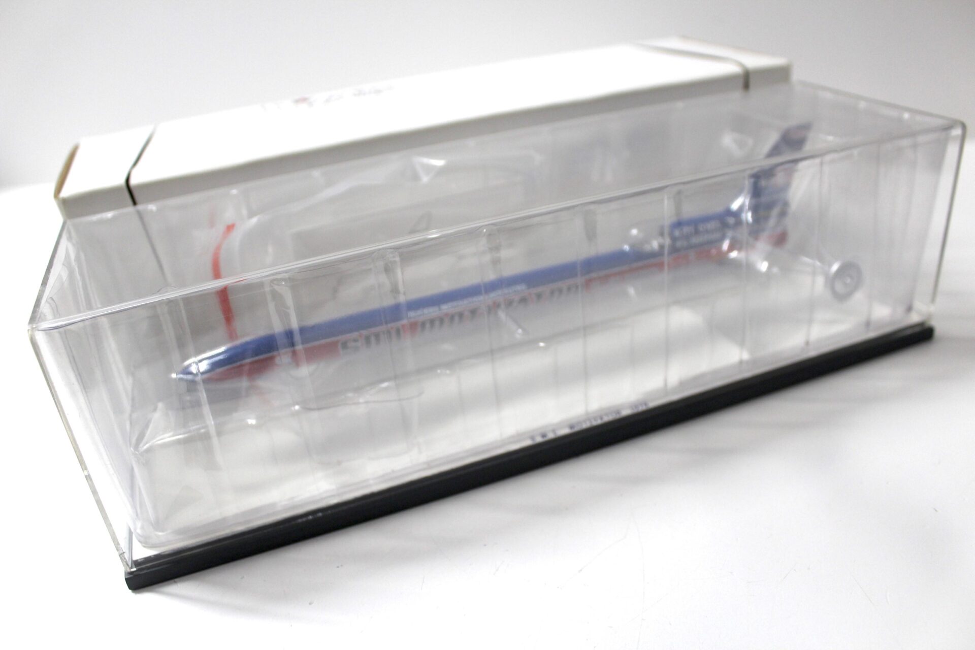 1:43 Spark Bizarre SMI MOTIVATOR 1976 Kitty O'NEIL Recordwoman 825,12 Km/h