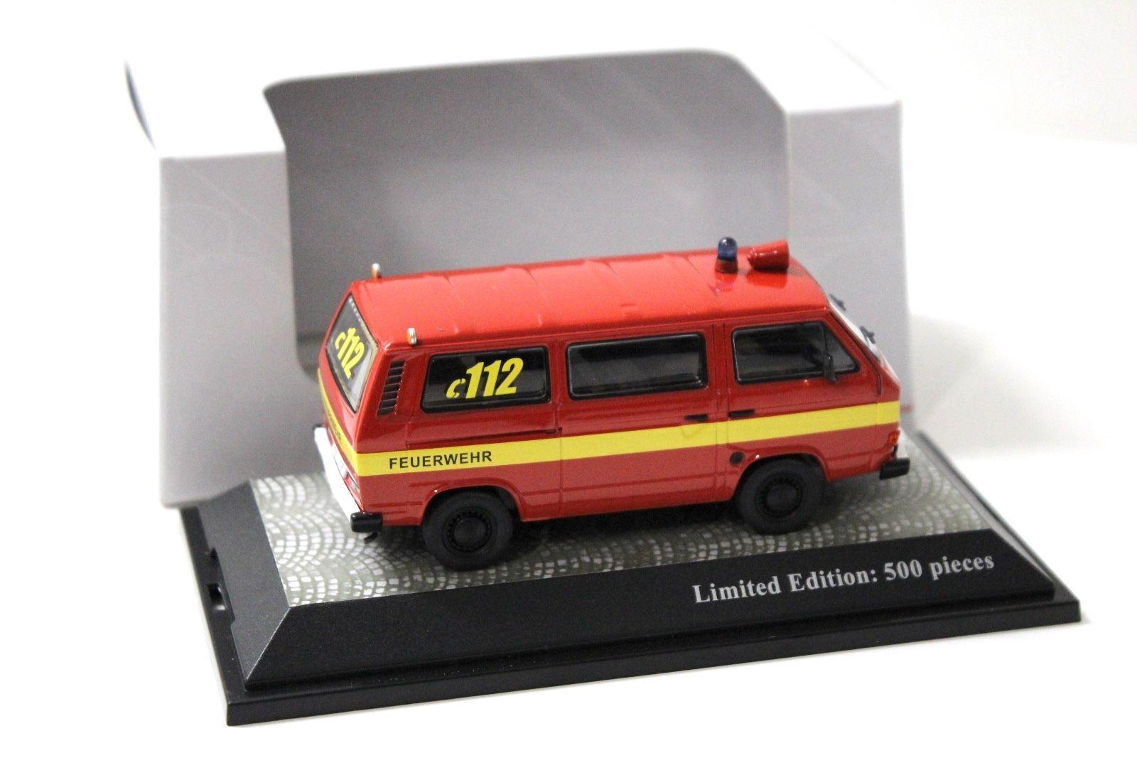 1:43 Premium ClassiXXs VW T3a Bus Feuerwehr red