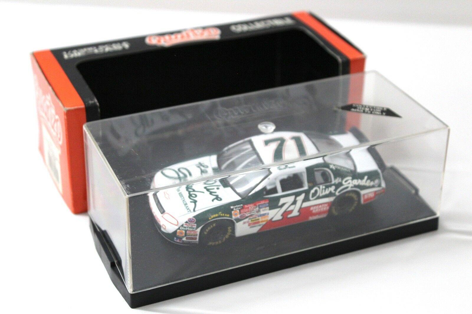 1:43 Quartzo Chevrolet Monte Carlo *The Olive Garden* #71