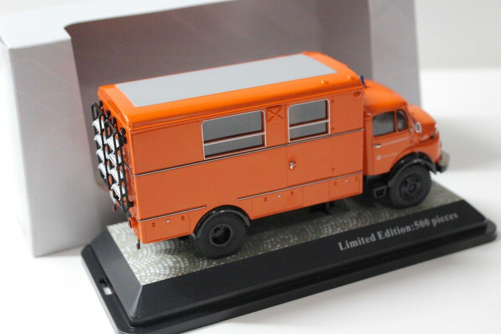 1:43 Premium ClassiXXs Mercedes LA911 Katastrophenschutz orange