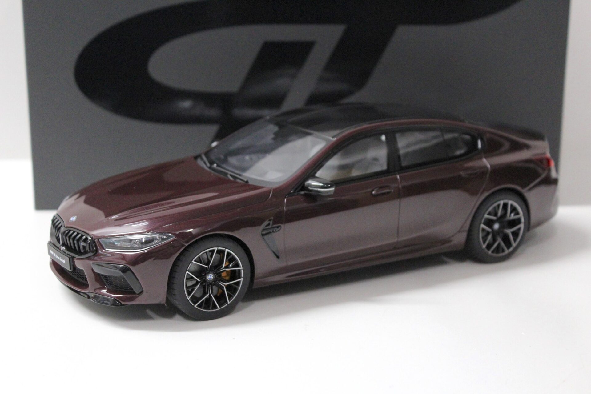 1:18 GT Spirit GT285 BMW M8 Gran Coupe ametrin-metallic 2020