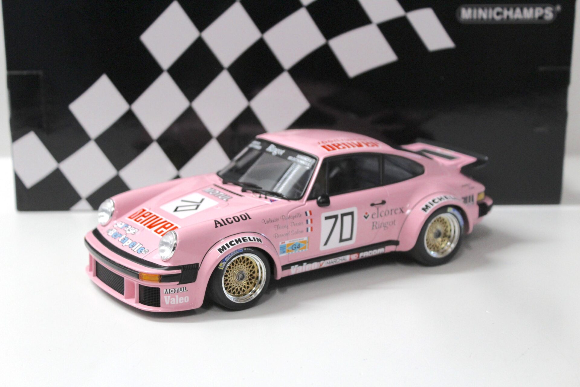 1:18 Minichamps Porsche 934 Thierry Perrier / Salam #70 Winners Gr.4 LM 1981