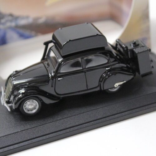 1:43 Paradcar Peugeot 202 Gazogene 1941 black