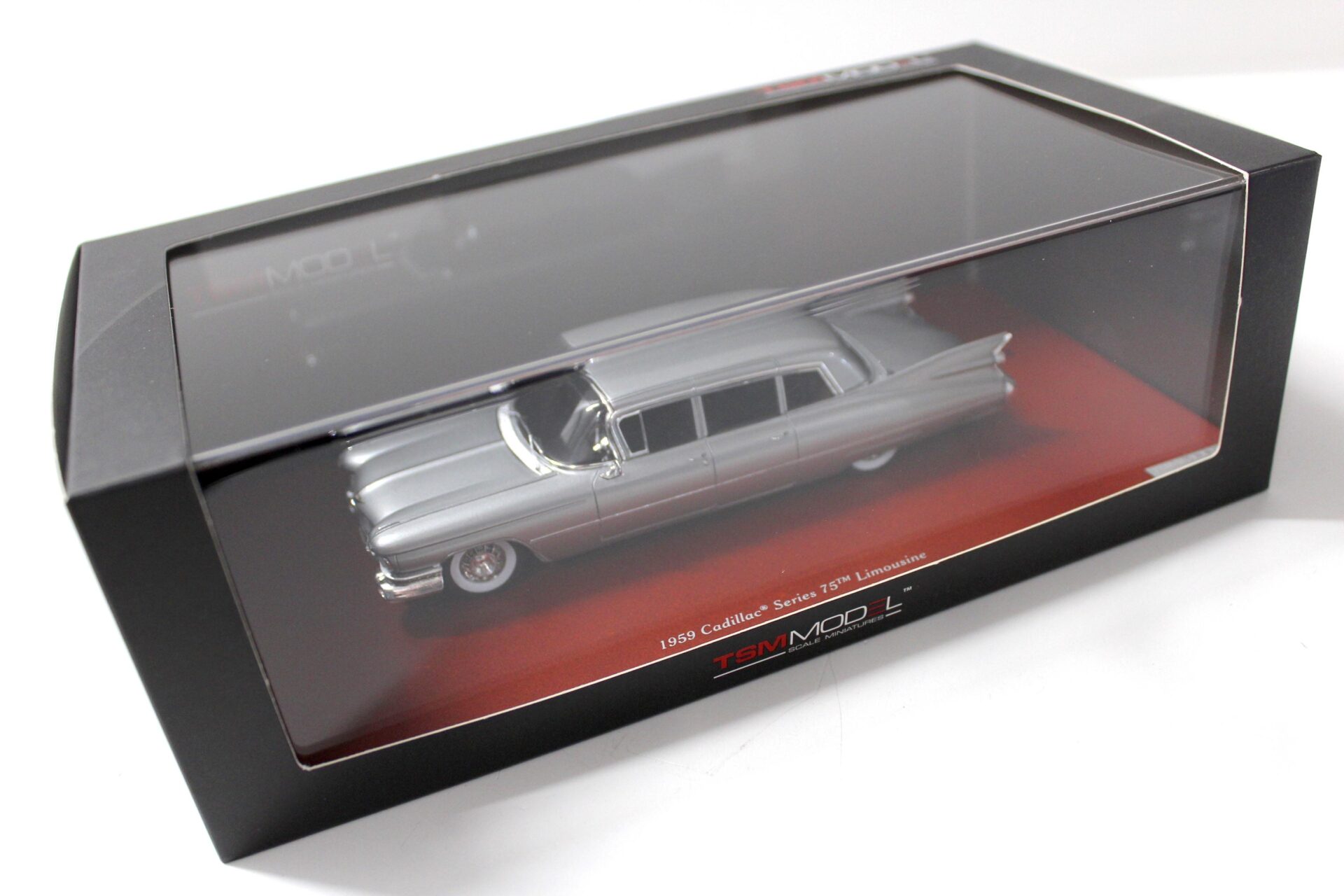 1:43 TSM True Scale 1959 Cadillac Series 75 Limousine silver
