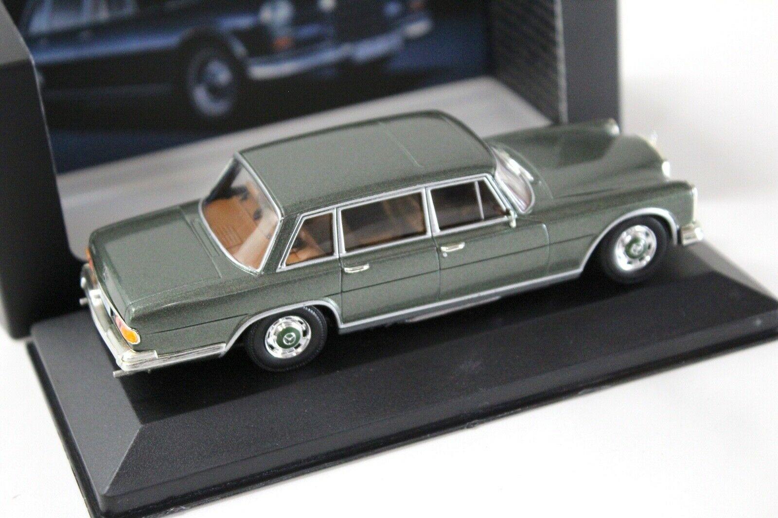 1:43 Premium Collectibles Mercedes 600 SWB W100 green DEALER VERSION