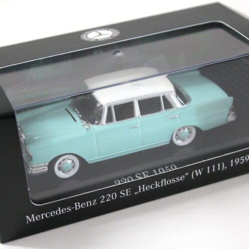 1:43 Premium Collectibles Mercedes 220SE Heckflosse green DEALER VERSION