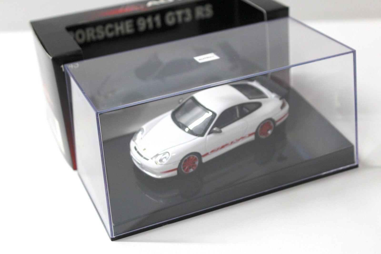 1:43 AUTOart Porsche 911 (996) GT3 RS white/ red